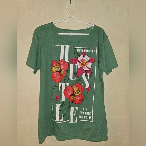 No brand Tops - Vibrant Green Floral Women's Tee